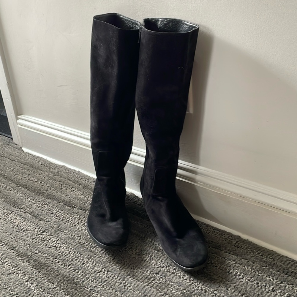 Gravati handmade black ultra suede boots from Italy Size 7.5